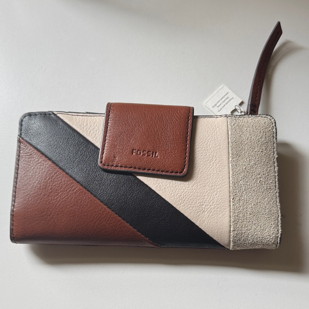 Fossil Emma Black and Brown Neutral Stripe Leather Wallet with Snap Closure